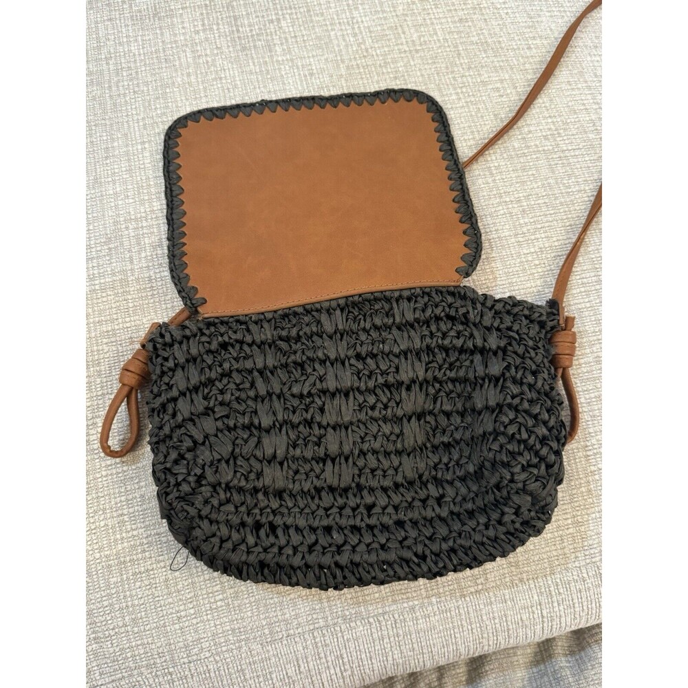 Universal Thread Straw Flap Knotted Crossbody Pur… - image 5